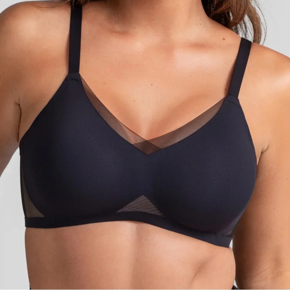 Honeylove - Set of 3 Black and Sand  Seamless Bras - Picture 2 of 13